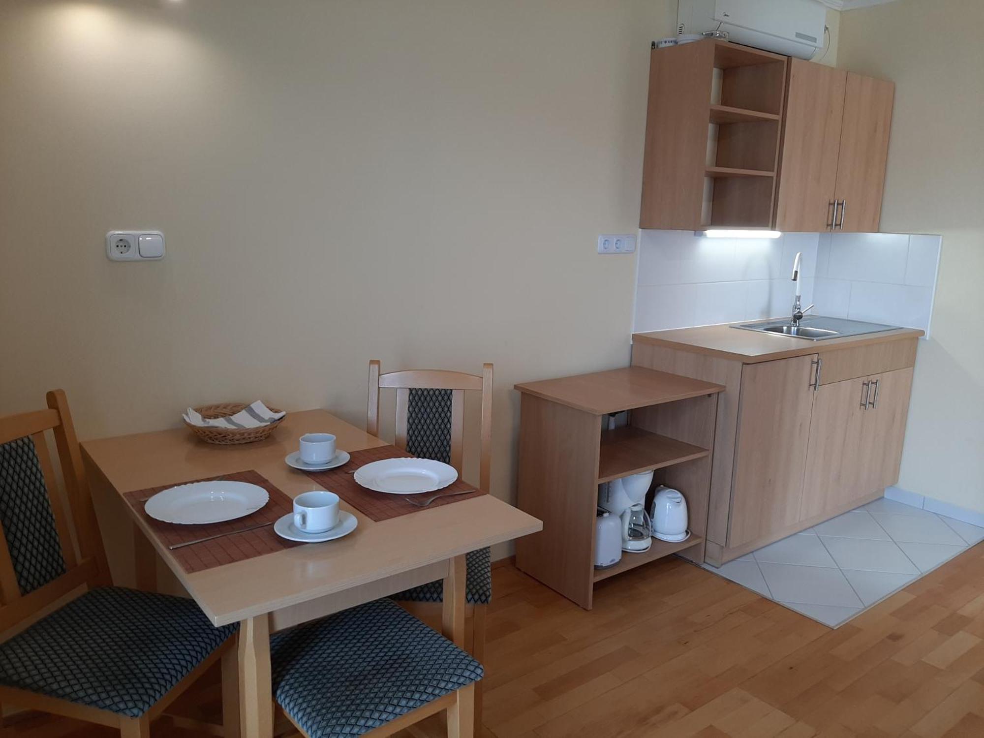 Madach Apartman Хевиз Экстерьер фото