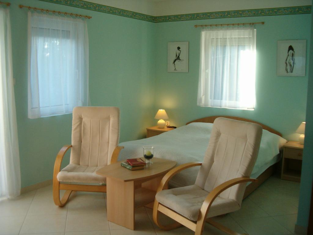 Madach Apartman Хевиз Номер фото